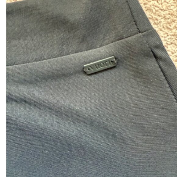 NEW - Vuori - Meta Skirt - Black - Picture 5 of 9